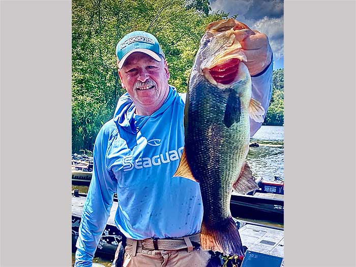 Hillbilly Bassers on Oak Ridge Reservoir