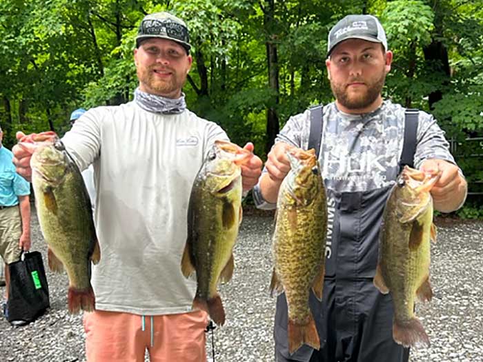 Hillbilly Bassers on Oak Ridge Reservoir
